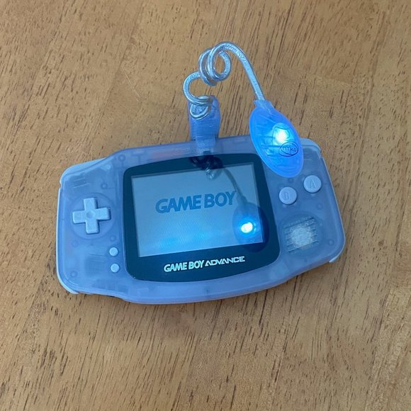 Nintendo GameBoy Advance Model AGB-001 (Clear Glacial) + Gameboy Advance SP Case - Picture 6 of 9